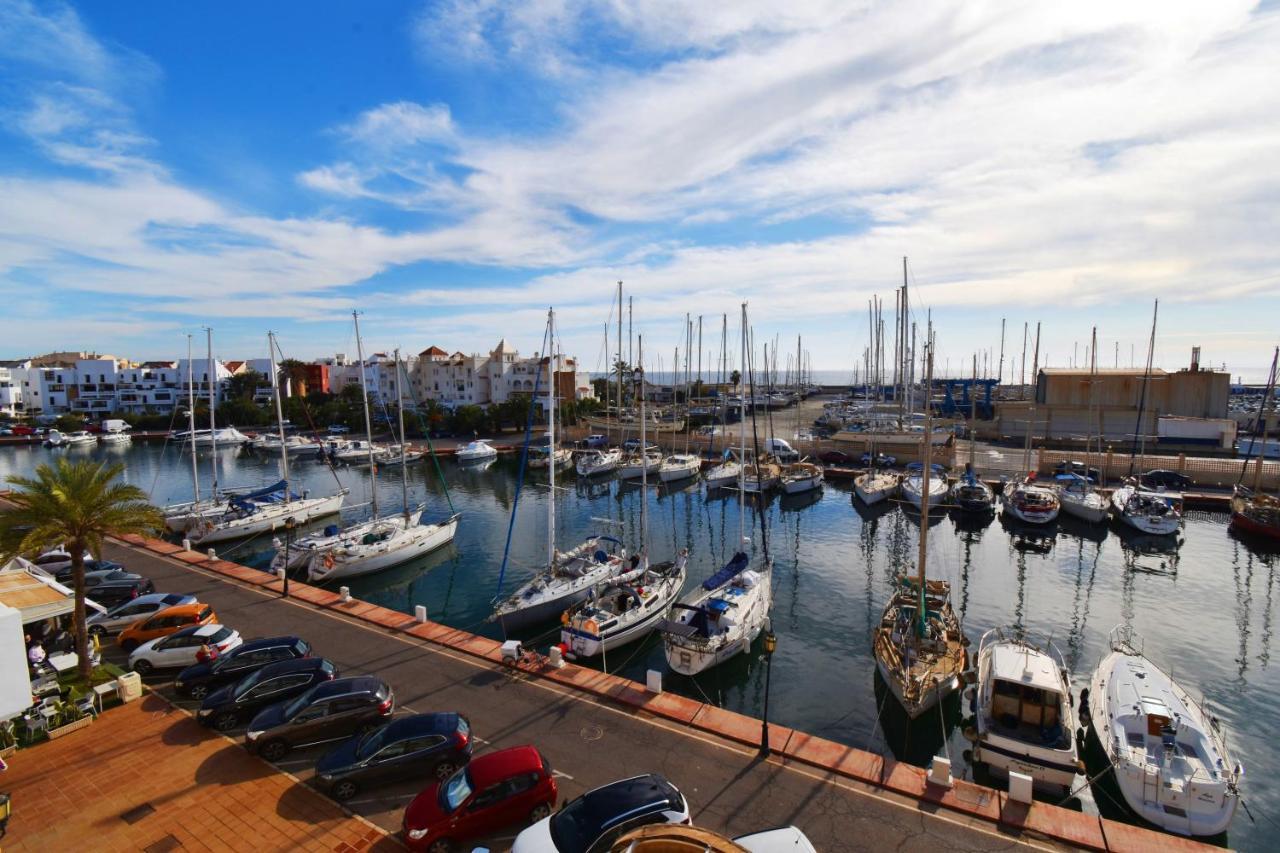 Expoholidays - Vistas Al Puerto Deportivo Galera ألميريمار المظهر الخارجي الصورة